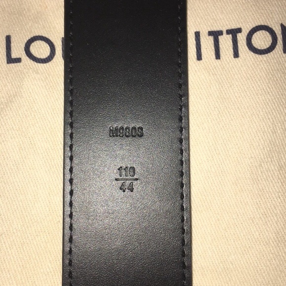 Black Louis Vuitton Belt Men’s 44 - Picture 1 of 3